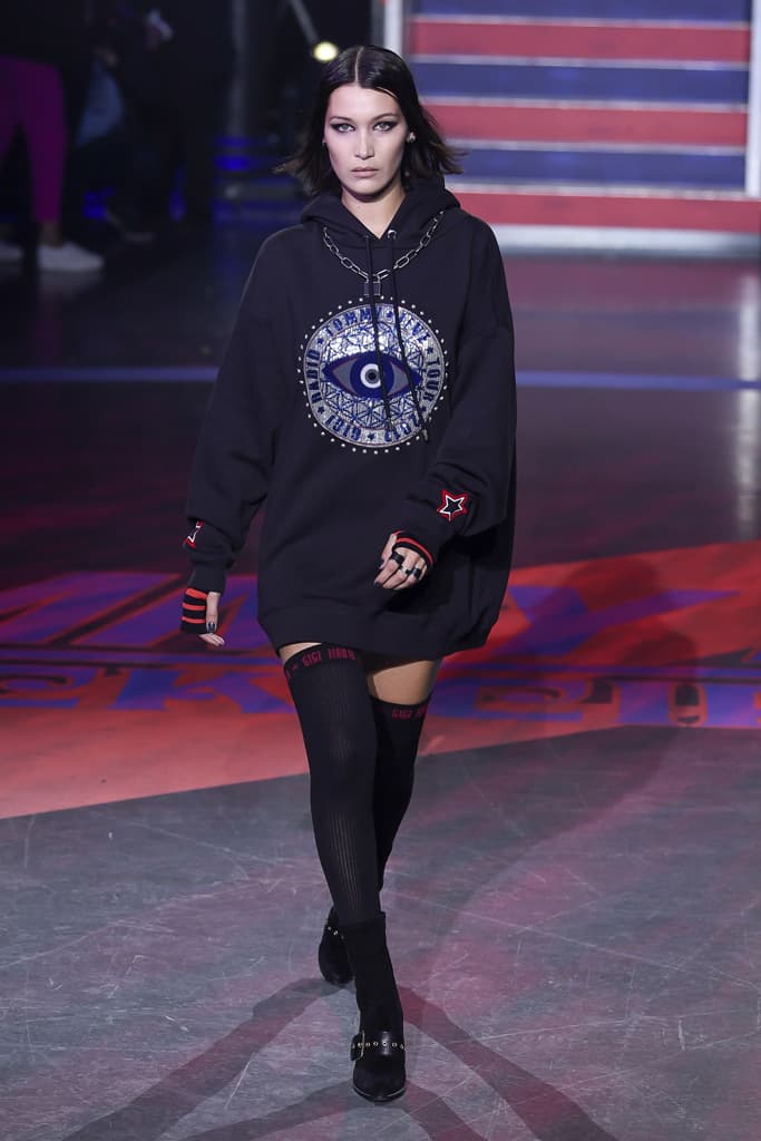 Gigi Hadid Tommy Hilfiger Fall Winter 2017 Runway Show Third Collaboration Jourdan Dunn Rock Circus Red Blue Black London Fashion Week LFW