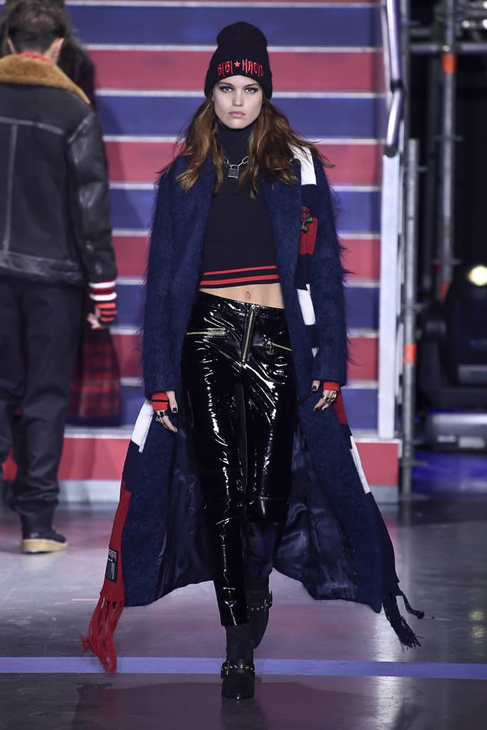 Gigi Hadid Tommy Hilfiger Fall Winter 2017 Runway Show Third Collaboration Jourdan Dunn Rock Circus Red Blue Black London Fashion Week LFW