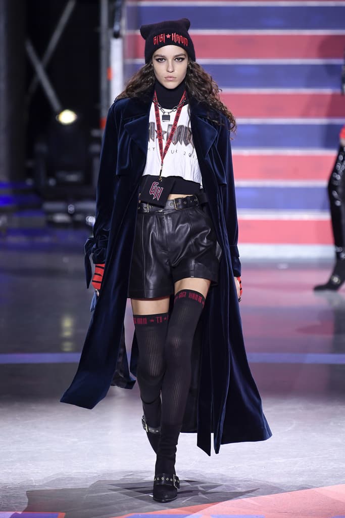 Gigi Hadid Tommy Hilfiger Fall Winter 2017 Runway Show Third Collaboration Jourdan Dunn Rock Circus Red Blue Black London Fashion Week LFW