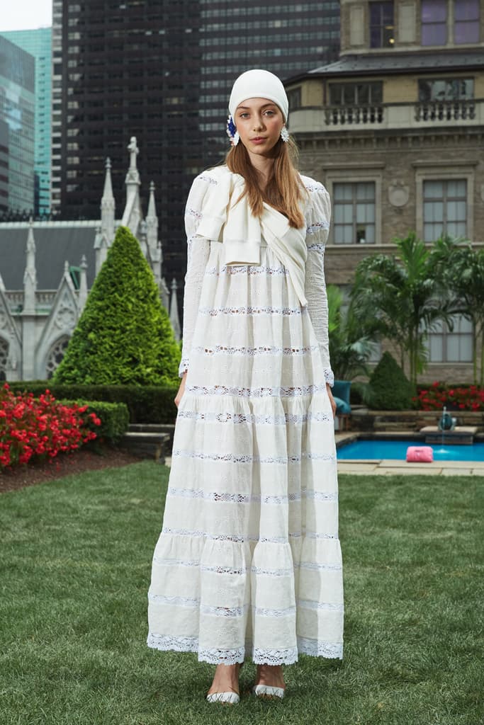 Juicy Couture 2018 Spring Ready To Wear Show Collection Tracksuits 2000 Paris Hilton New Direction Creative Director