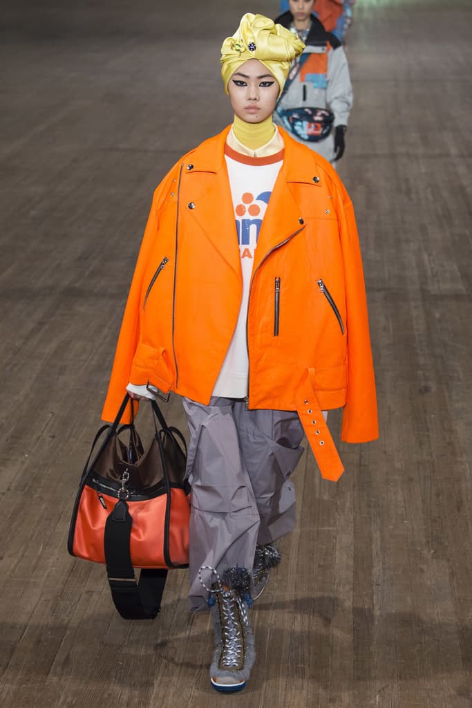 Marc Jacobs 2018 Spring Summer SS18 Collection NYFW New York Fashion Week MJ Kaia Gerber Kendall Jenner Gigi Hadid Bella Hadid Slick Woods Adwoa Aboah Taylor Hill Show