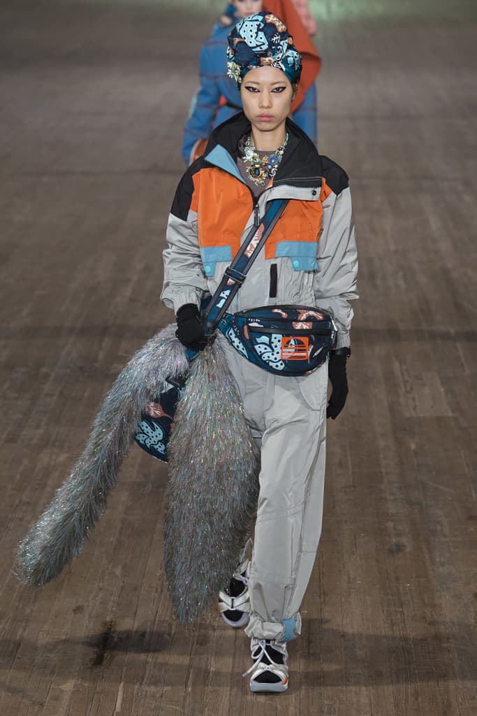 Marc Jacobs 2018 Spring Summer SS18 Collection NYFW New York Fashion Week MJ Kaia Gerber Kendall Jenner Gigi Hadid Bella Hadid Slick Woods Adwoa Aboah Taylor Hill Show