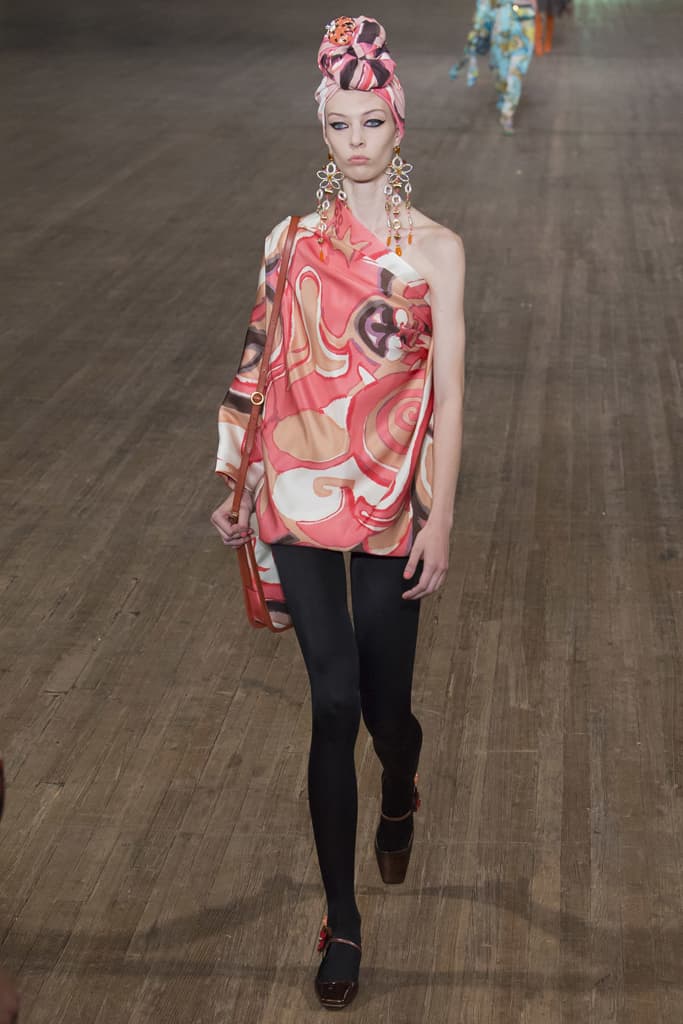 Marc Jacobs 2018 Spring Summer SS18 Collection NYFW New York Fashion Week MJ Kaia Gerber Kendall Jenner Gigi Hadid Bella Hadid Slick Woods Adwoa Aboah Taylor Hill Show