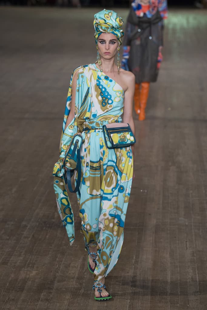 Marc Jacobs 2018 Spring Summer SS18 Collection NYFW New York Fashion Week MJ Kaia Gerber Kendall Jenner Gigi Hadid Bella Hadid Slick Woods Adwoa Aboah Taylor Hill Show