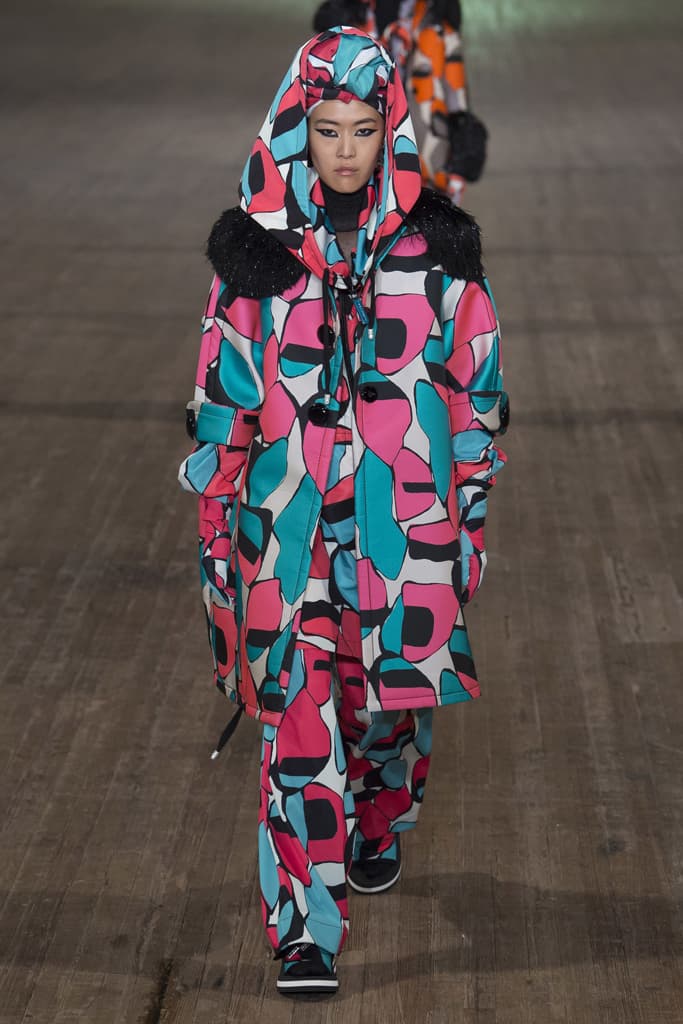 Marc Jacobs 2018 Spring Summer SS18 Collection NYFW New York Fashion Week MJ Kaia Gerber Kendall Jenner Gigi Hadid Bella Hadid Slick Woods Adwoa Aboah Taylor Hill Show