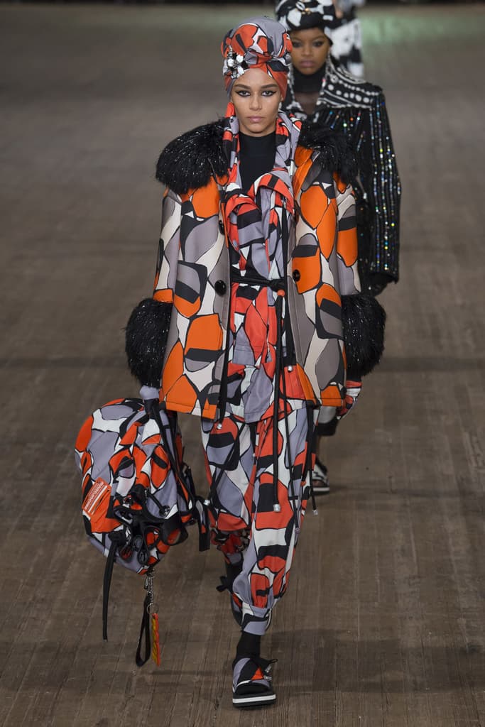 Marc Jacobs 2018 Spring Summer SS18 Collection NYFW New York Fashion Week MJ Kaia Gerber Kendall Jenner Gigi Hadid Bella Hadid Slick Woods Adwoa Aboah Taylor Hill Show