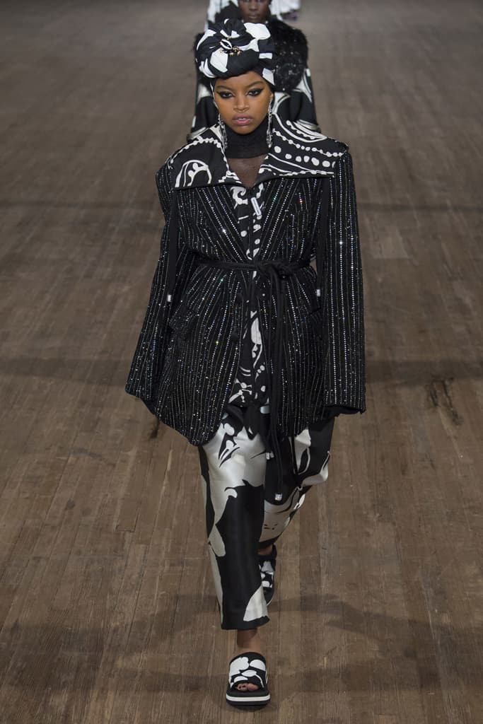 Marc Jacobs 2018 Spring Summer SS18 Collection NYFW New York Fashion Week MJ Kaia Gerber Kendall Jenner Gigi Hadid Bella Hadid Slick Woods Adwoa Aboah Taylor Hill Show