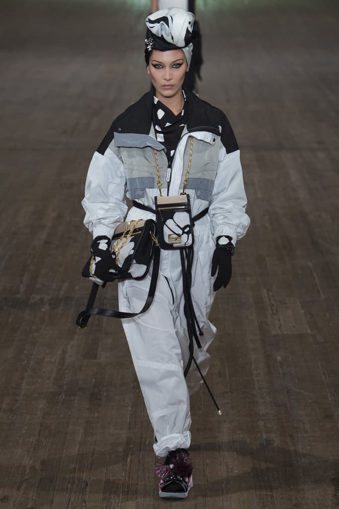 Marc Jacobs 2018 Spring Summer SS18 Collection NYFW New York Fashion Week MJ Kaia Gerber Kendall Jenner Gigi Hadid Bella Hadid Slick Woods Adwoa Aboah Taylor Hill Show