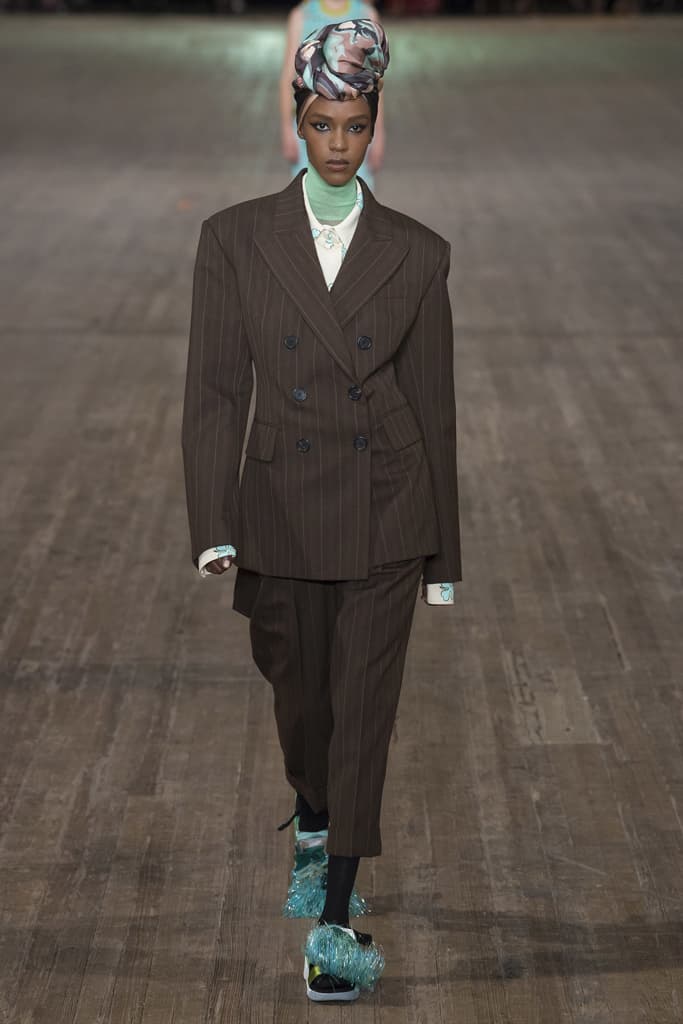 Marc Jacobs 2018 Spring Summer SS18 Collection NYFW New York Fashion Week MJ Kaia Gerber Kendall Jenner Gigi Hadid Bella Hadid Slick Woods Adwoa Aboah Taylor Hill Show