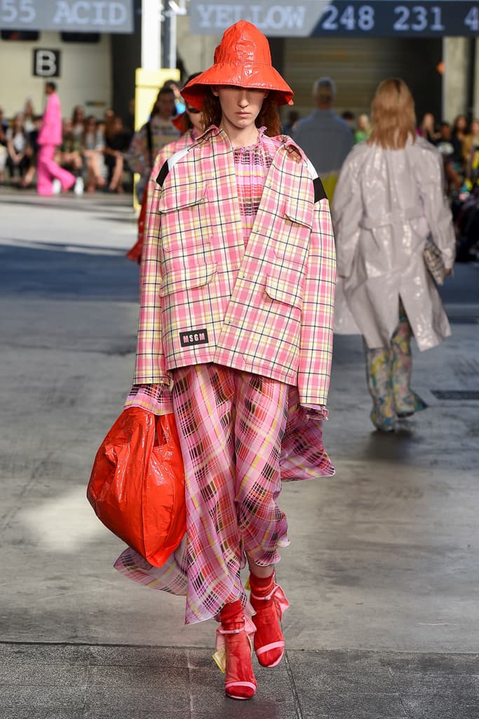 MGSM Spring Summer 2018 Collection Milan Fashion Week Color Hue Saturation Collection Clothes Massimo Giorgetti