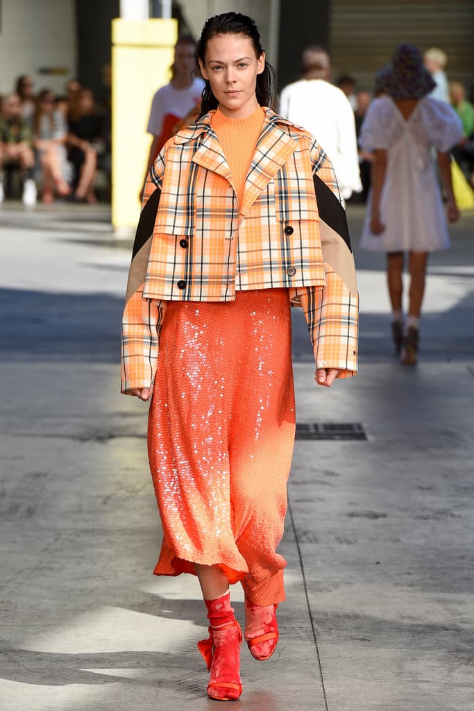 MGSM Spring Summer 2018 Collection Milan Fashion Week Color Hue Saturation Collection Clothes Massimo Giorgetti