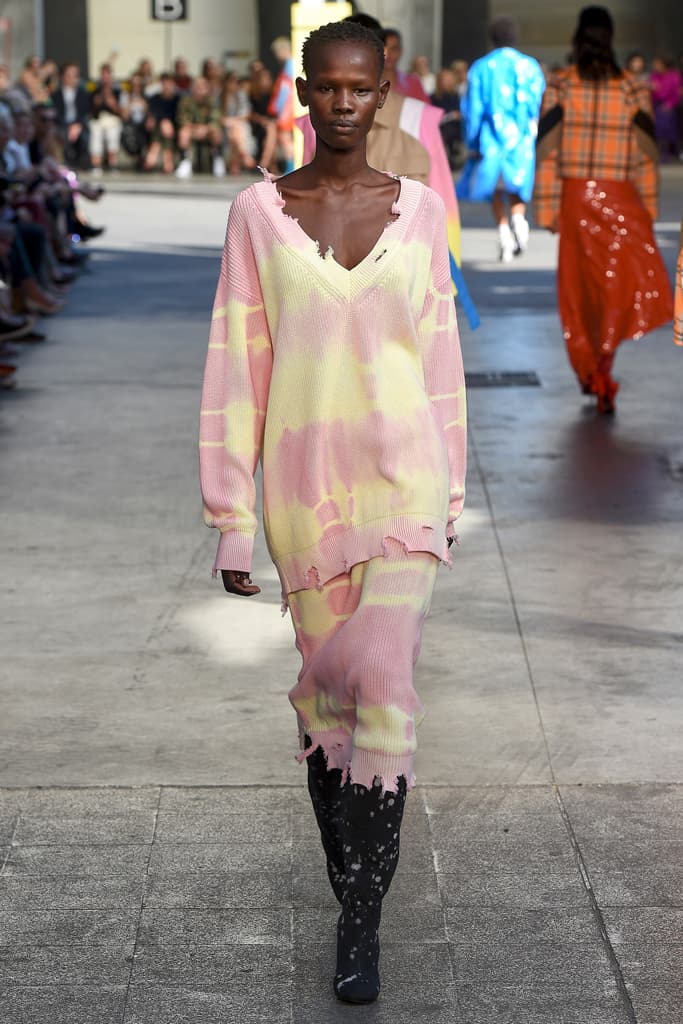 MGSM Spring Summer 2018 Collection Milan Fashion Week Color Hue Saturation Collection Clothes Massimo Giorgetti
