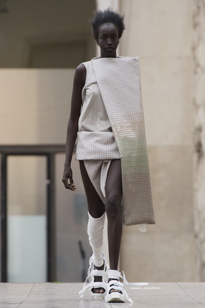 Rick Owens Spring Summer 2018 Show Paris Fashion Week Palais De Tokyo Runway Show Social Commentary Environmental Social Color Palette
