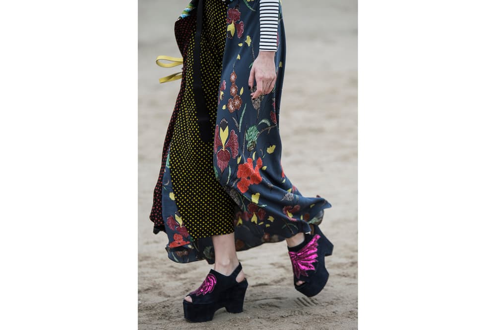 Paris Fashion Week Streetsnaps Sita Abellan Irene Kim Aimee Song Loewe Gucci Lacoste PFW 2018 Spring Summer