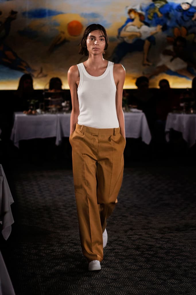 The Row Mary-Kate Ashley Olsen 2018 Spring Summer Collection NYFW New York Fashion Week Show Carlyle Hotel