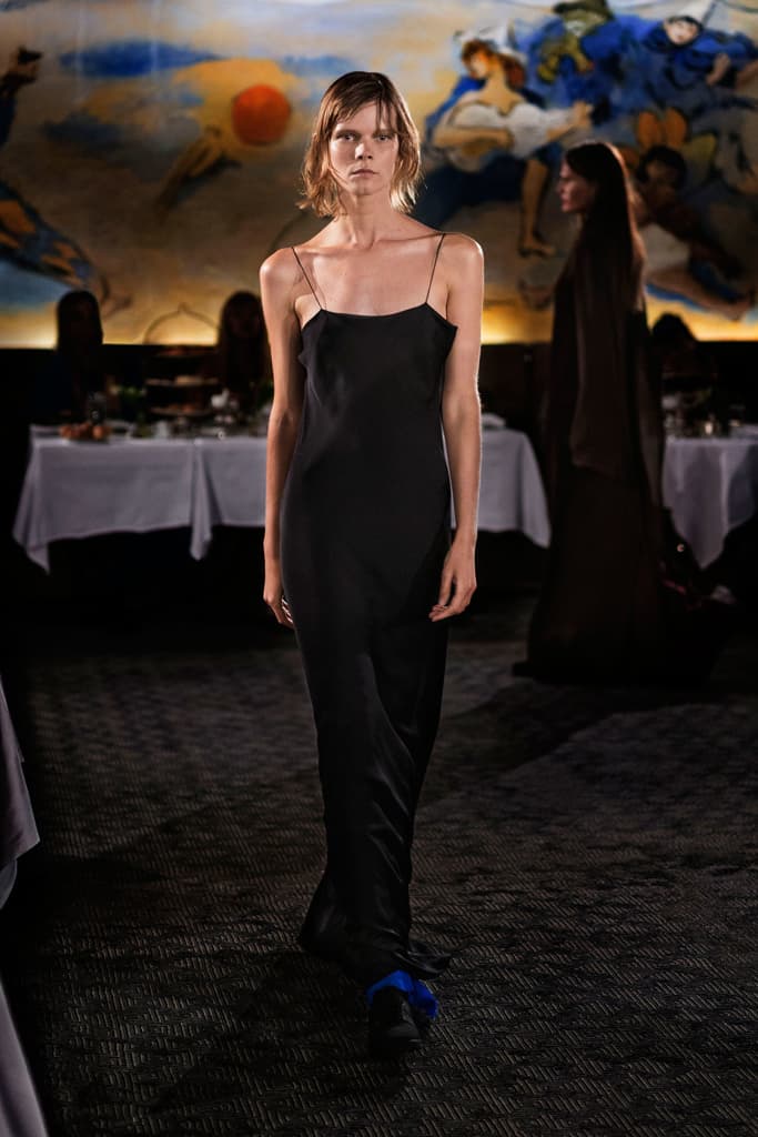 The Row Mary-Kate Ashley Olsen 2018 Spring Summer Collection NYFW New York Fashion Week Show Carlyle Hotel
