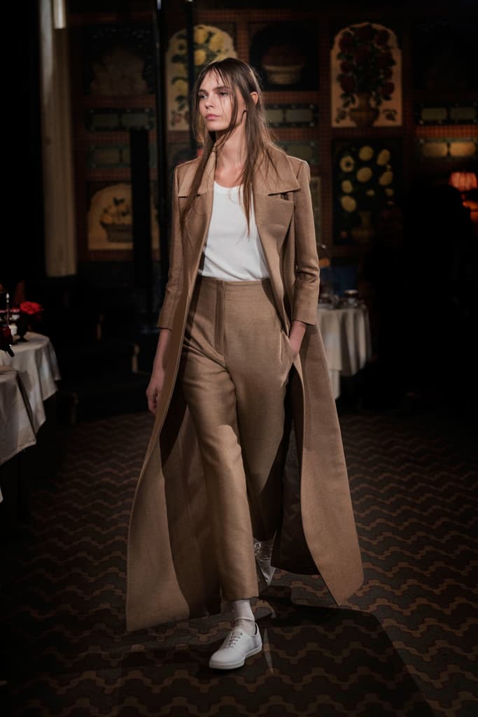 The Row Mary-Kate Ashley Olsen 2018 Spring Summer Collection NYFW New York Fashion Week Show Carlyle Hotel