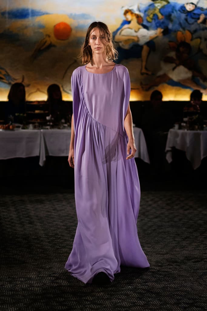 The Row Mary-Kate Ashley Olsen 2018 Spring Summer Collection NYFW New York Fashion Week Show Carlyle Hotel