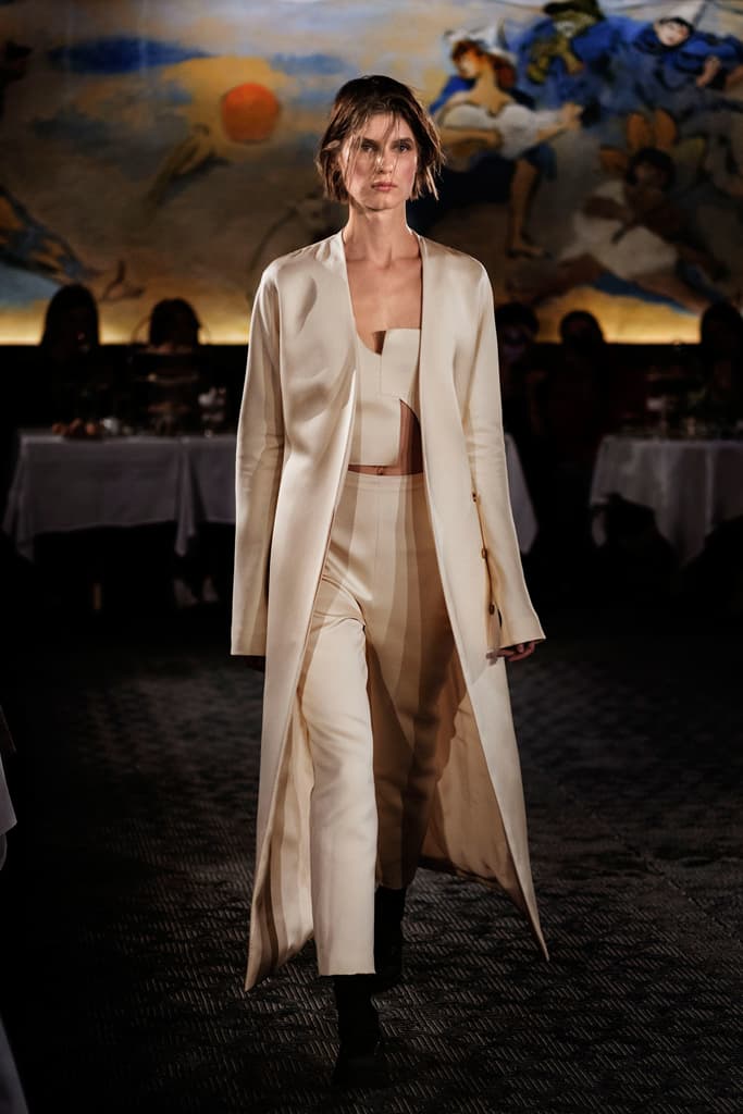 The Row Mary-Kate Ashley Olsen 2018 Spring Summer Collection NYFW New York Fashion Week Show Carlyle Hotel