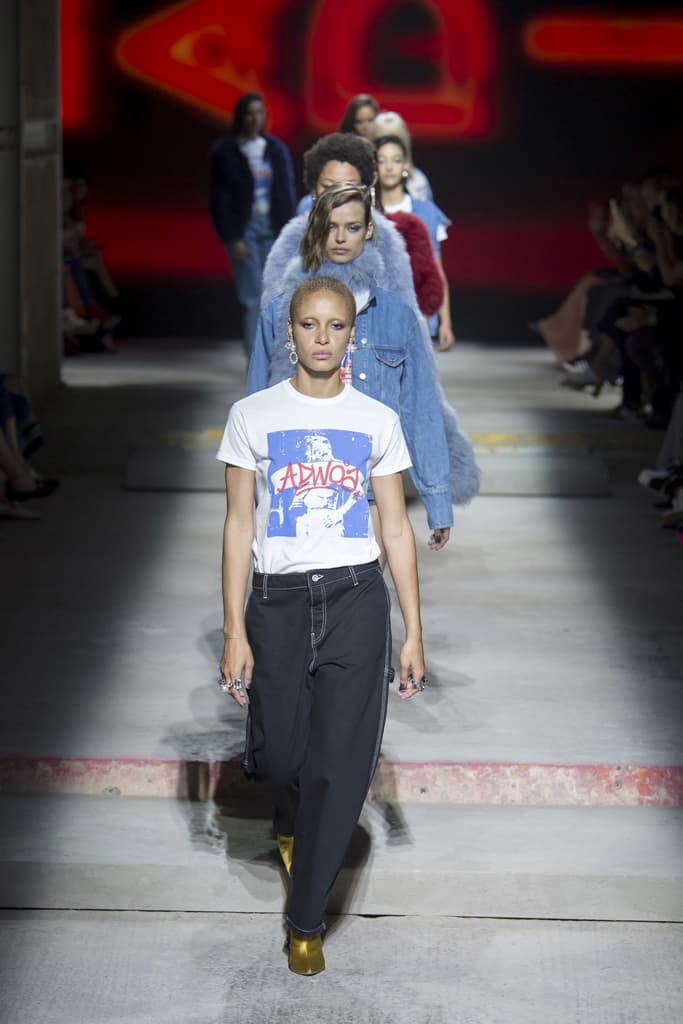 Topshop Unique Spring 2018 Collection London Fashion Week LFW Show Adwoa Aboah Hailey Baldwin Jourdan Dunn Joan Smalls Fashion