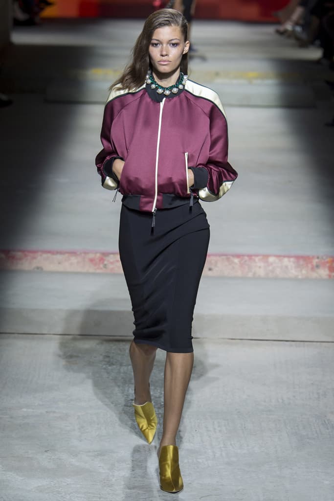 Topshop Unique Spring 2018 Collection London Fashion Week LFW Show Adwoa Aboah Hailey Baldwin Jourdan Dunn Joan Smalls Fashion