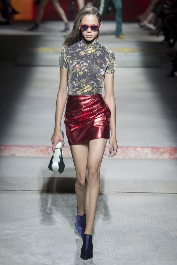 Topshop Unique Spring 2018 Collection London Fashion Week LFW Show Adwoa Aboah Hailey Baldwin Jourdan Dunn Joan Smalls Fashion