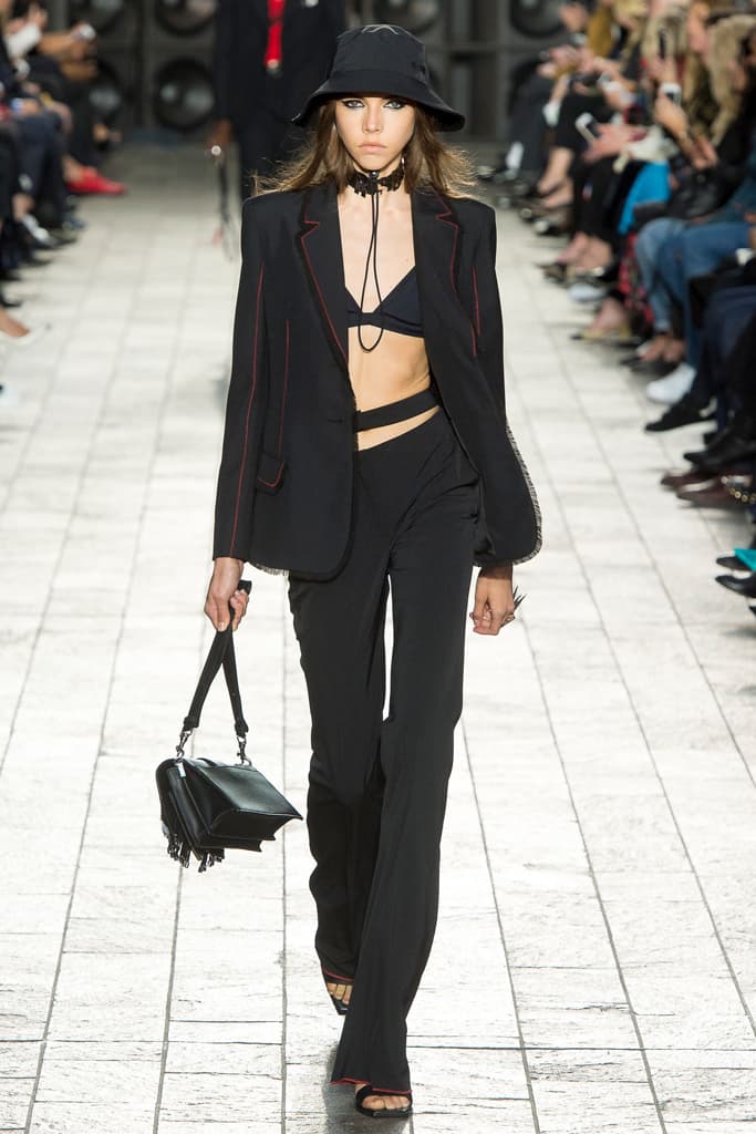 Versus Versace Donatella Spring 2018 Ready To Wear London Fashion Week Adwoa Aboah 90s Plaid Collection