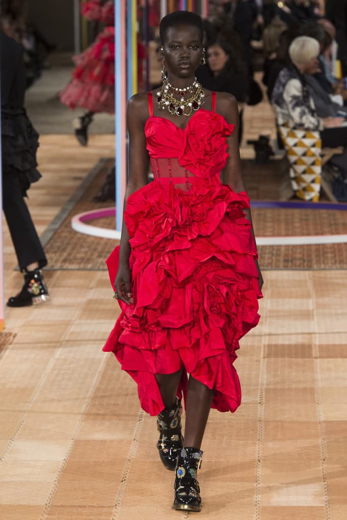 Alexander McQueen Spring Summer 2018 Show Ready To Wear Paris Fashion Week Sarah Burton Floral Garden Textile Technique Flowers Embroidery