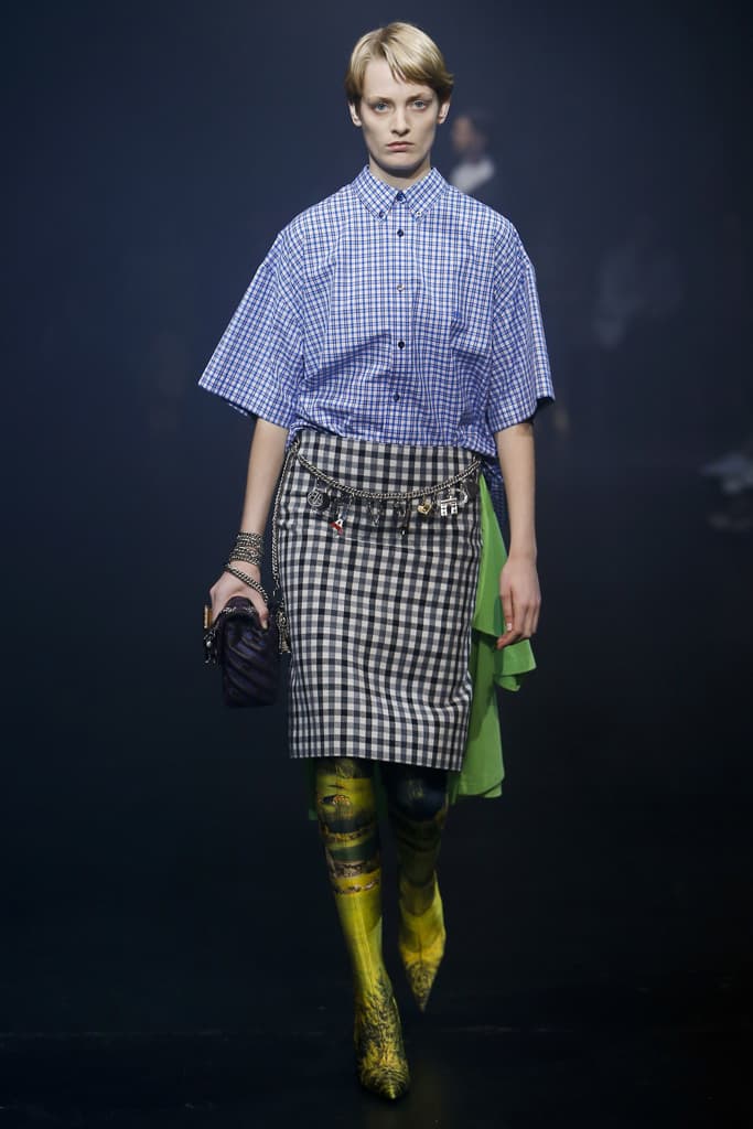 Balenciaga Spring Summer 2018 Runway Show Recap Platform Crocs Foam Demna Gvasalia PFW Paris Fashion Week Fanny Pack Vetements
