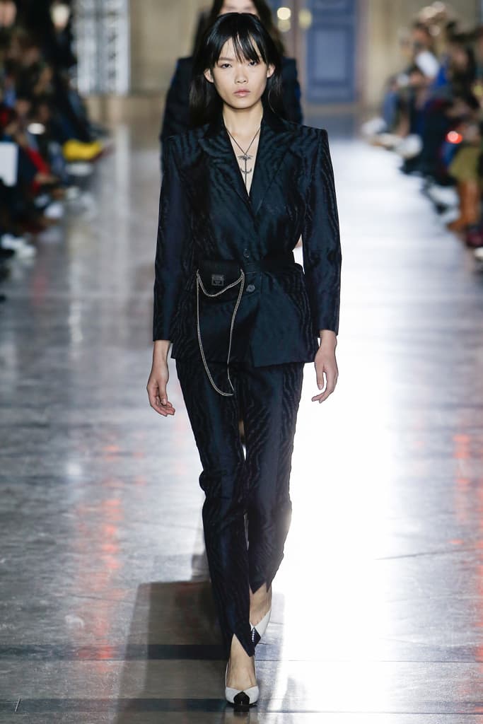 Clare Waight Keller Givenchy Spring Summer 2018 Paris Fashion Week Recap Chloe Riccardo Tisci