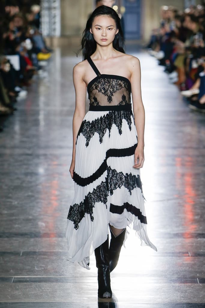 Clare Waight Keller Givenchy Spring Summer 2018 Paris Fashion Week Recap Chloe Riccardo Tisci