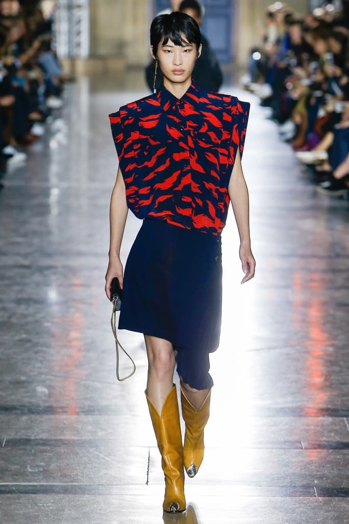 Clare Waight Keller Givenchy Spring Summer 2018 Paris Fashion Week Recap Chloe Riccardo Tisci