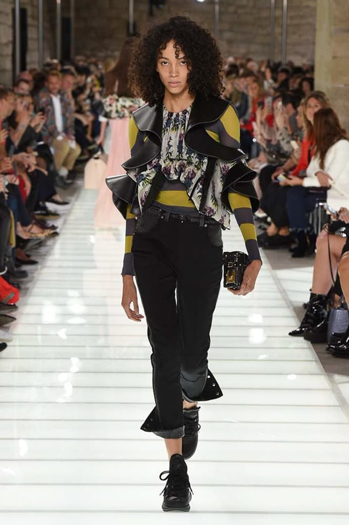 Louis Vuitton Spring Summer 2018 Runway Show Nicolas Ghesquiere Collection Sneaker Luxury Streetwear Stranger Things