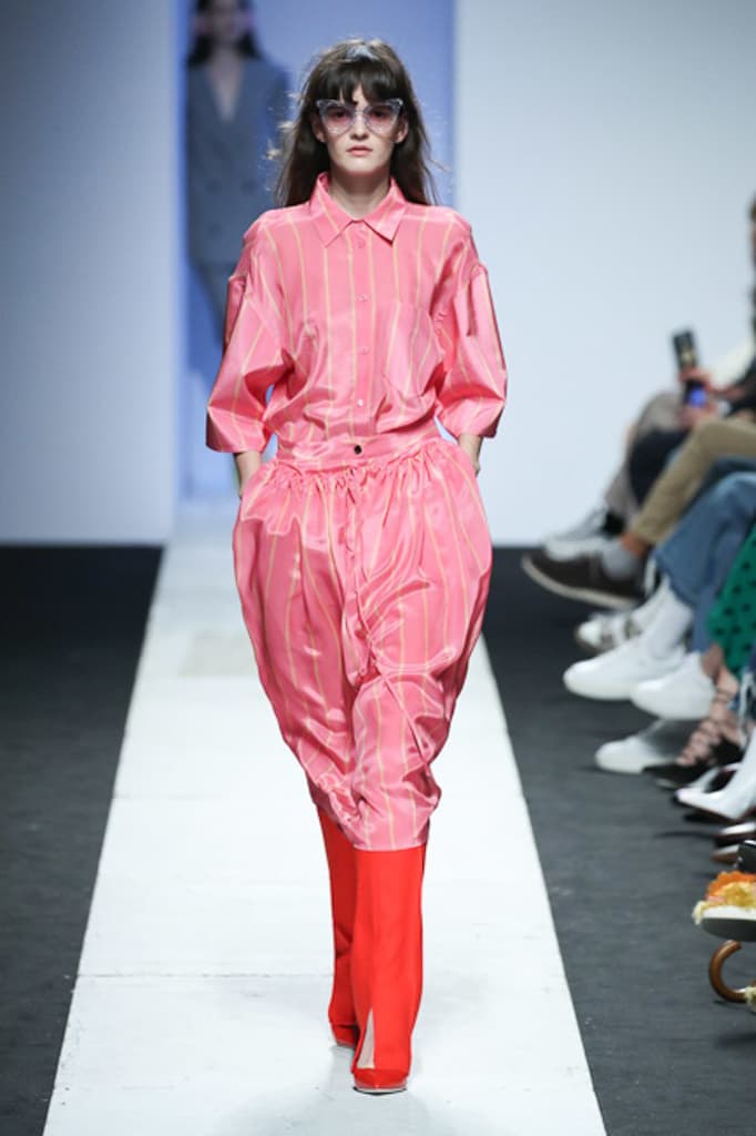 Pushbutton Spring 2018 Collection Seoul Fashion Week Korea Silhouettes Color Print Symmetry Experimental Edgy Unique Label