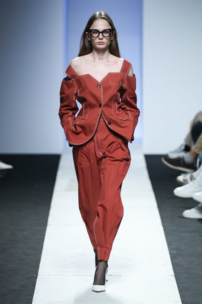 Pushbutton Spring 2018 Collection Seoul Fashion Week Korea Silhouettes Color Print Symmetry Experimental Edgy Unique Label
