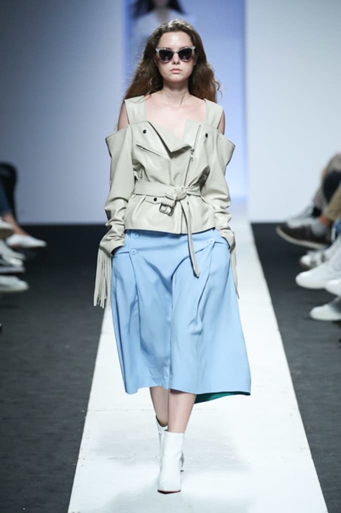 Pushbutton Spring 2018 Collection Seoul Fashion Week Korea Silhouettes Color Print Symmetry Experimental Edgy Unique Label