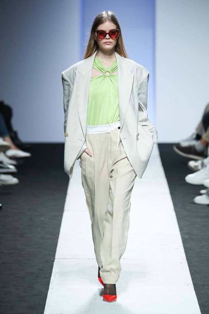 Pushbutton Spring 2018 Collection Seoul Fashion Week Korea Silhouettes Color Print Symmetry Experimental Edgy Unique Label