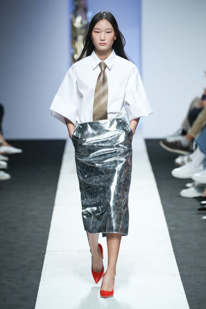 Pushbutton Spring 2018 Collection Seoul Fashion Week Korea Silhouettes Color Print Symmetry Experimental Edgy Unique Label