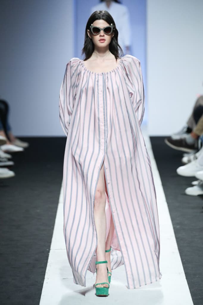 Pushbutton Spring 2018 Collection Seoul Fashion Week Korea Silhouettes Color Print Symmetry Experimental Edgy Unique Label