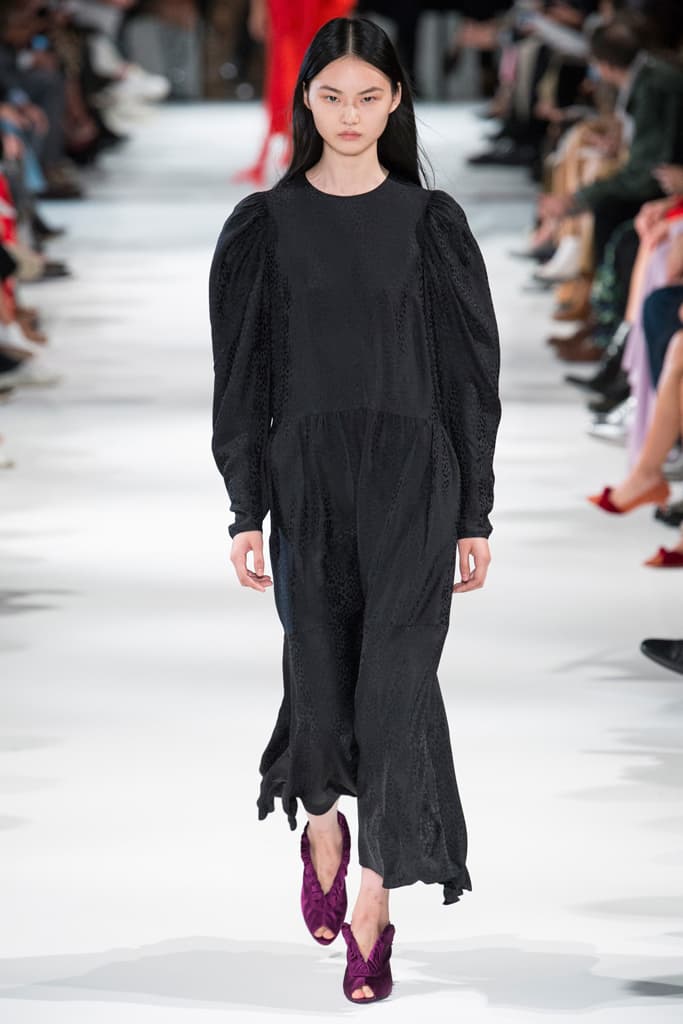Stella McCartney Spring Summer Show 2018 Paris Fashion Week Runway Eco Friendly Sustainable Cruelty Free Practice Statement