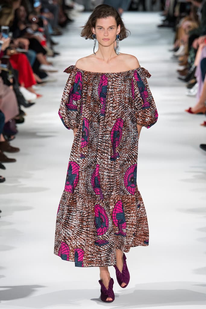 Stella McCartney Spring Summer Show 2018 Paris Fashion Week Runway Eco Friendly Sustainable Cruelty Free Practice Statement