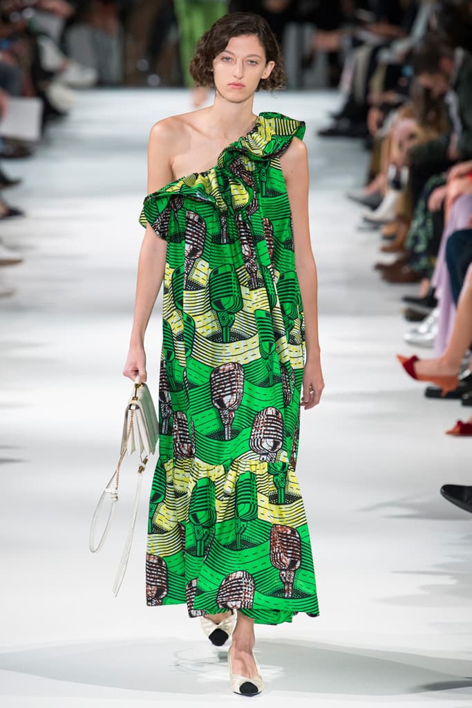 Stella McCartney Spring Summer Show 2018 Paris Fashion Week Runway Eco Friendly Sustainable Cruelty Free Practice Statement