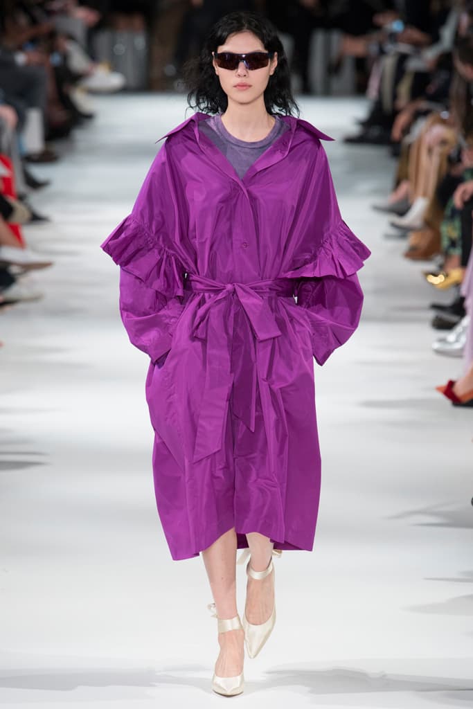 Stella McCartney Spring Summer Show 2018 Paris Fashion Week Runway Eco Friendly Sustainable Cruelty Free Practice Statement