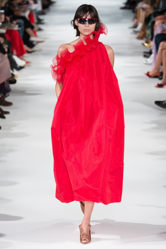 Stella McCartney Spring Summer Show 2018 Paris Fashion Week Runway Eco Friendly Sustainable Cruelty Free Practice Statement