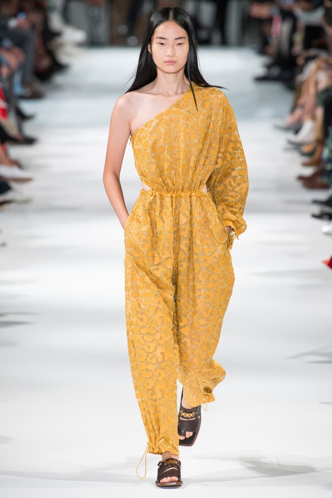 Stella McCartney Spring Summer Show 2018 Paris Fashion Week Runway Eco Friendly Sustainable Cruelty Free Practice Statement