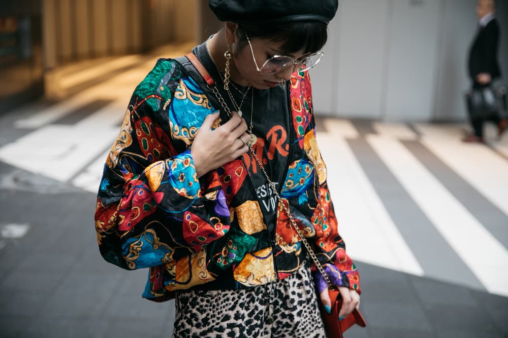 Streetsnaps Tokyo Fashion Week Street Style Looks unique Bold Brands Vintage Sneakers Nike Gucci Rick Owens Balenciaga Triple S Moschino Photography