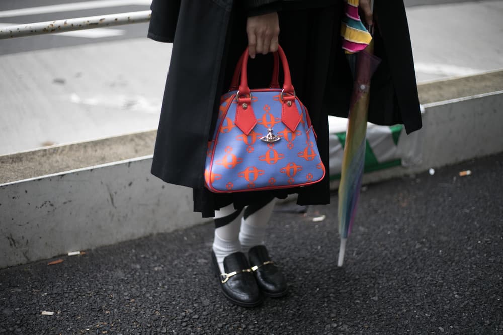 Tokyo Fashion Week Streetsnaps Street Style Looks Unique Bold Brands Vintage Sneakers Nike Balenciaga Photography Undercover Sacai Adidas Comme des Garcons