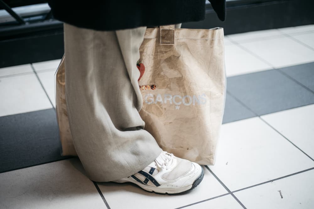 Tokyo Fashion Week Streetsnaps Street Style Looks Unique Bold Brands Vintage Sneakers Nike Balenciaga Photography Undercover Sacai Adidas Comme des Garcons