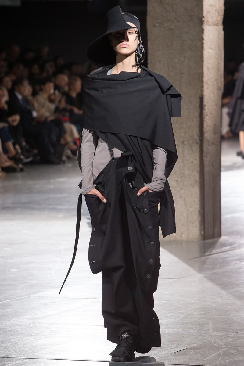 Yohji Yamamoto Spring Summer 2018 Collection Paris Fashion Week