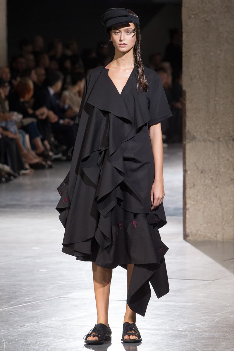 Yohji Yamamoto Spring Summer 2018 Collection Paris Fashion Week